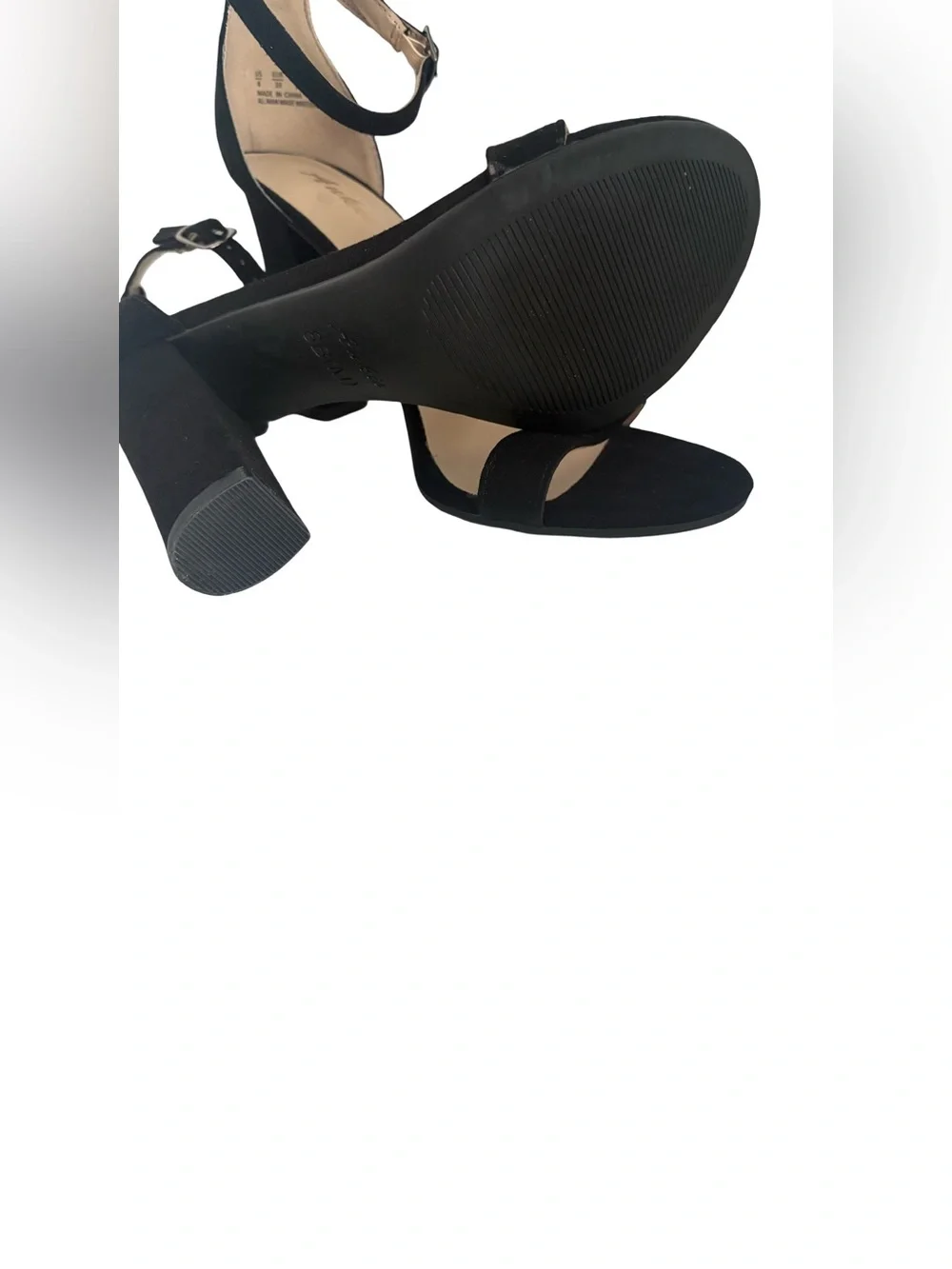 NWT Ankis Chunky Heels black suede 4 in heel, size 8